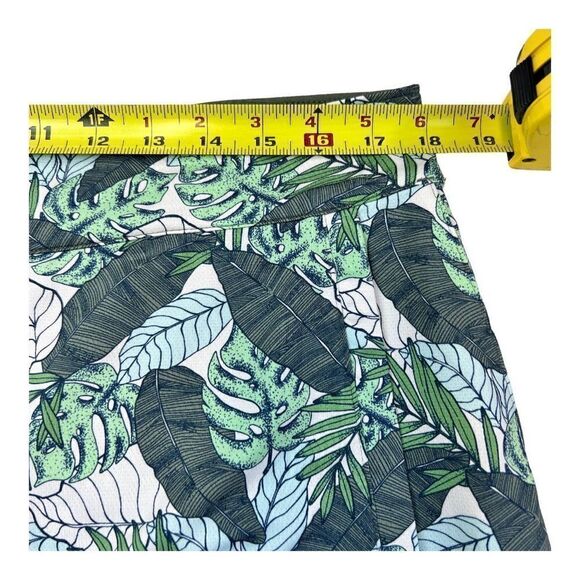 Fairway & Greene Skort Women's 12 Green Floral Leaves Polyester Skort Golf - Picture 4 of 7